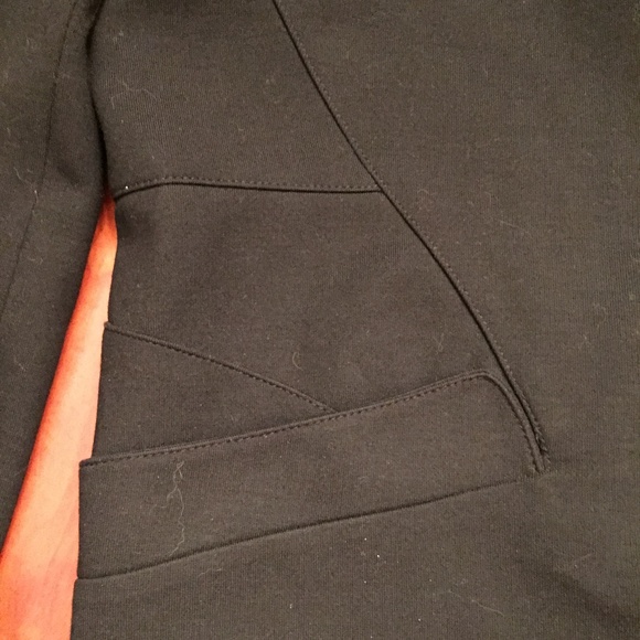 Thalain Classic Black Blazer - Size 8 - NWOT - Picture 4 of 6